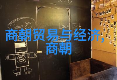 古代希腊人如何解释自然现象如太阳月亮和星辰以及这些解释在他们信仰体系中扮演什么角色